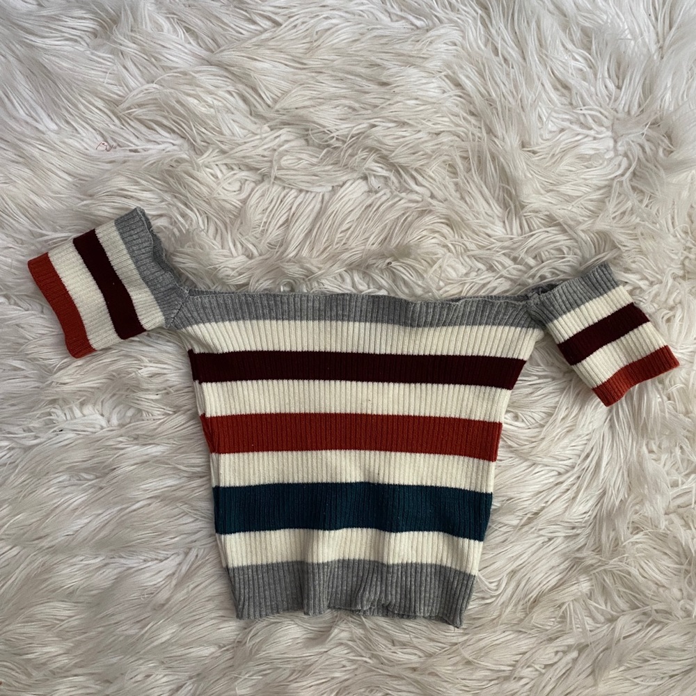 Knit stripped crop top
